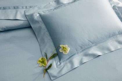 Nocturne Sateen
