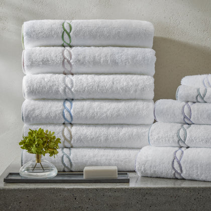 Classic Chain Towels