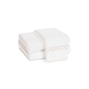 Pale pink Classic Chain towels.