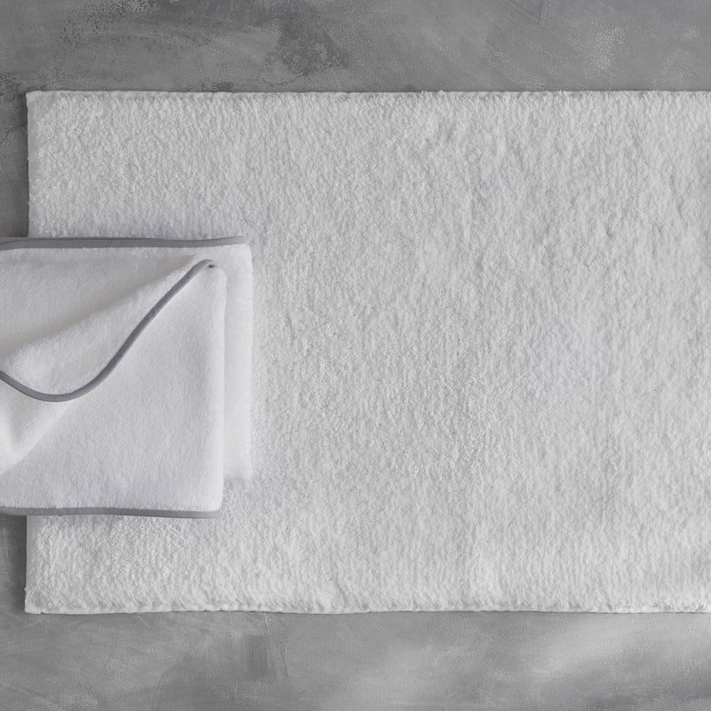 Giza Rug in White - View 2