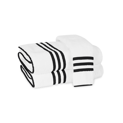 Black Newport towels.