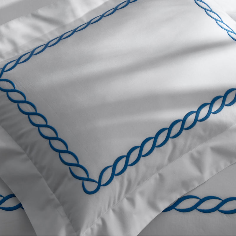 Classic Chain Duvet Cover in Spring Green - View 4