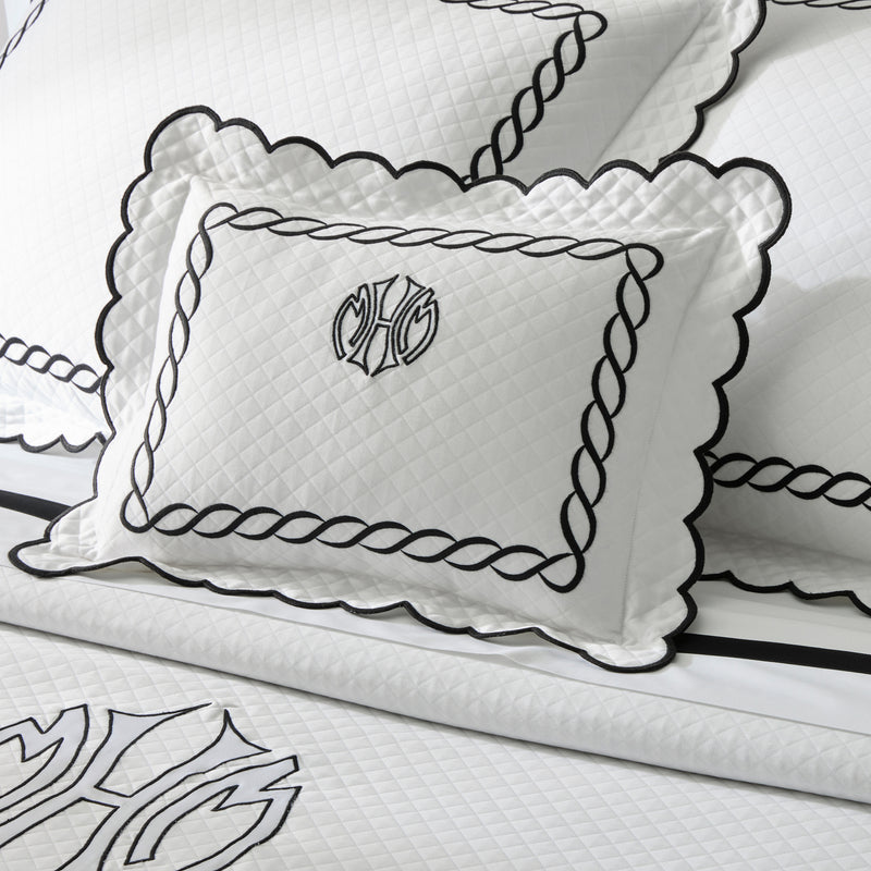 Classic Chain Scallop Matelassé Coverlet in Ivory &amp; White - View 4