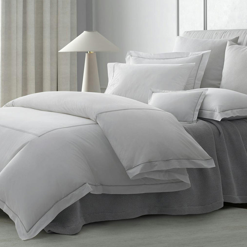 Gatsby Fitted Sheet in White - View 1
