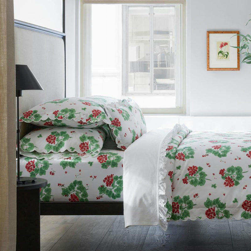 Geranium Duvet Cover in Scarlet - View 4