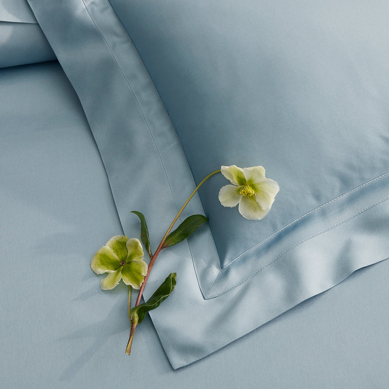 Nocturne Fitted Sheet in White - View 3