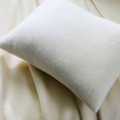 Venus Lumbar Pillow Cover