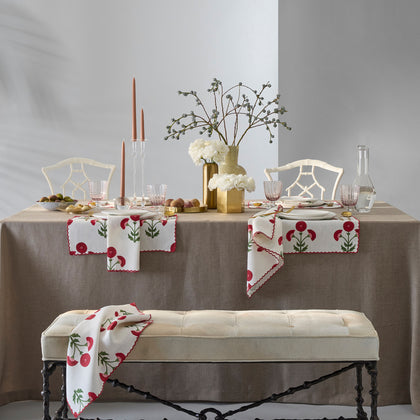 Gisele Tablecloth