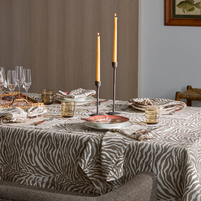 Regine Cocktail Napkin - set of 4 in Coconut - View 1